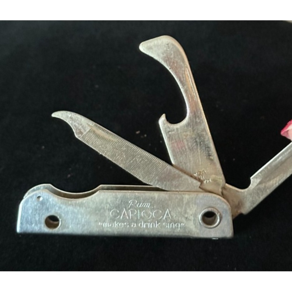 Carioca Rum Liquor Bottle Utility Knife Multi-Tool Puerto Rico Advertising - Picture 2 of 6